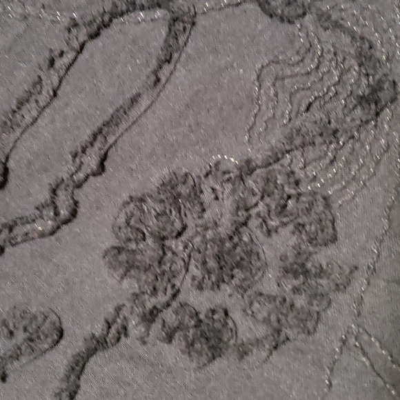 Max Studio small A-line black skirt with detail - Picture 2 of 6